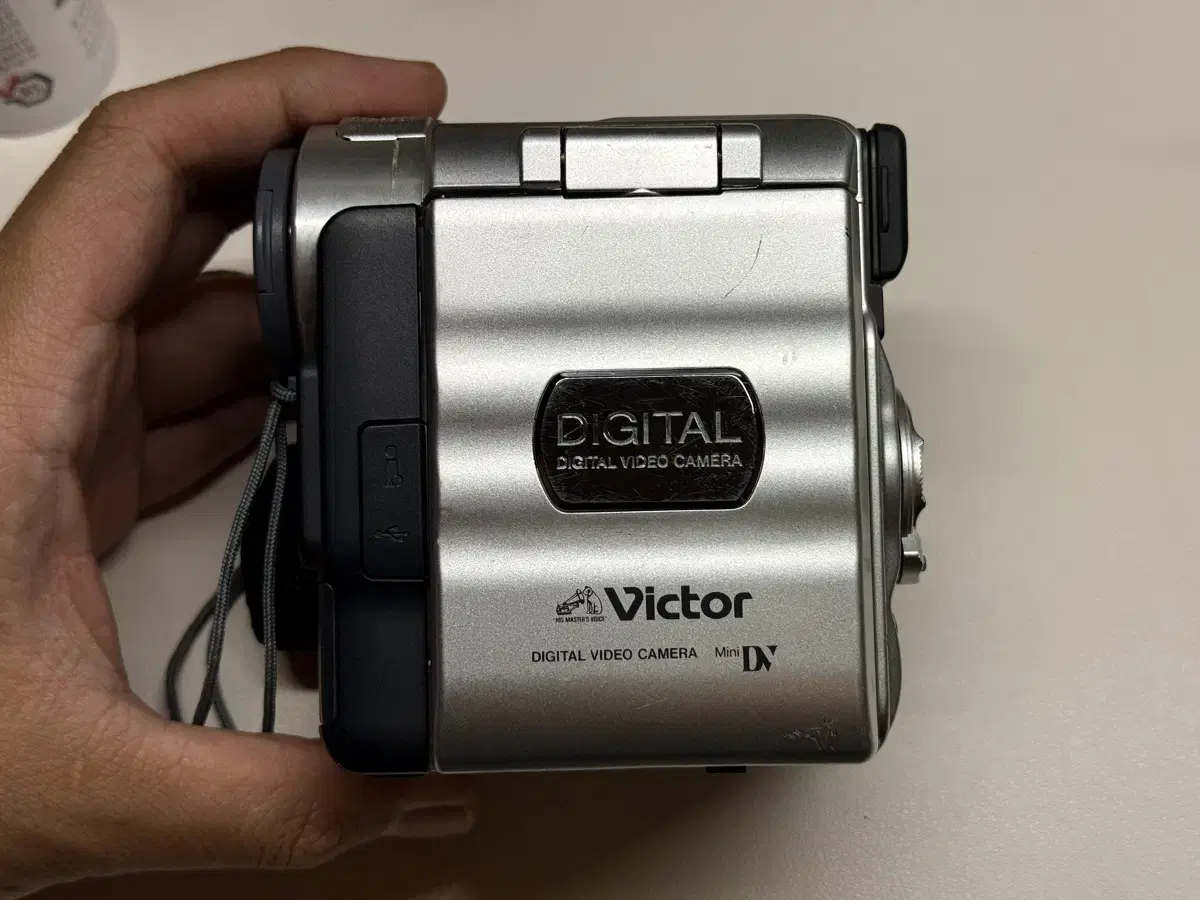 Victor - Victor miniDVビデオカメラ　GR-DX73K Victor miniDVビデオカメラ GR-DX73K